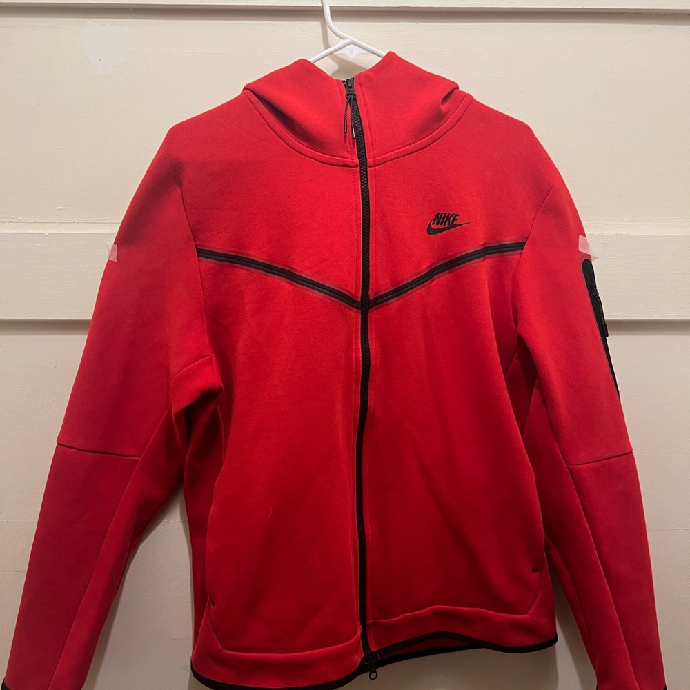 NikeTech Red